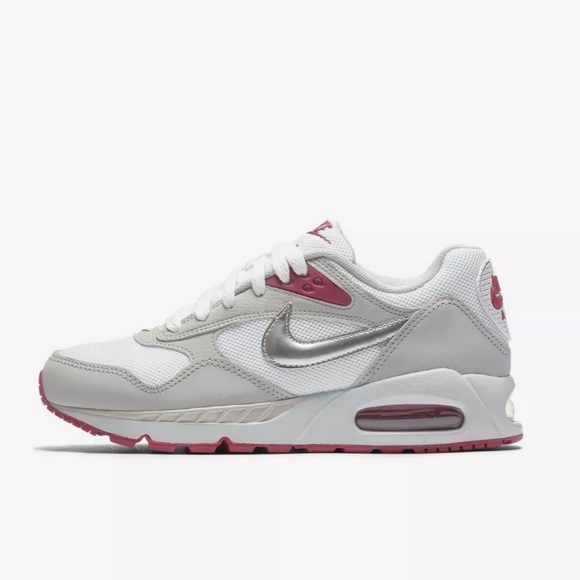 Nike Shoes - Nike Women's Air Max Correlate Running Sneakers